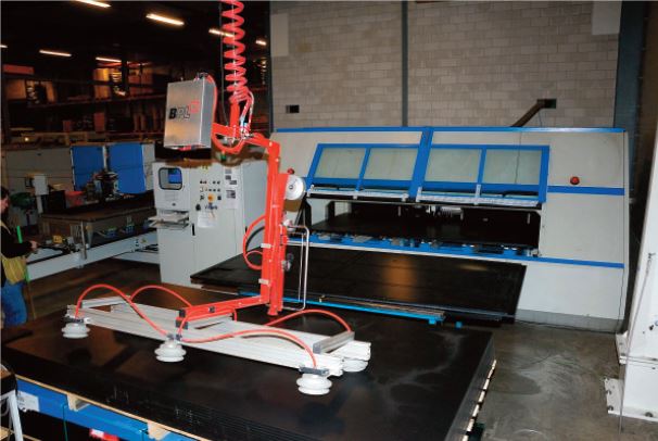 máquina para fabricar placas de protección con fibra